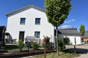 Energieeffiziente DHH mit Garage in Altomünster – provisionsfrei von privat – Staufer-Ring 6b, 85250 Altomünster – Vorschaubild 3