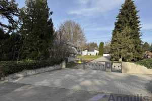 Großzügige Villa m. Hallenbad, Whirlpool & Sauna, tolle Ortsrandlage – Aichach-Friedberg (Kreis) – Vorschaubild 2