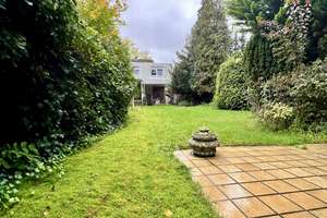 Charmante Doppelhaushälfte mit großem Garten in Gütersloh zu verkaufen!