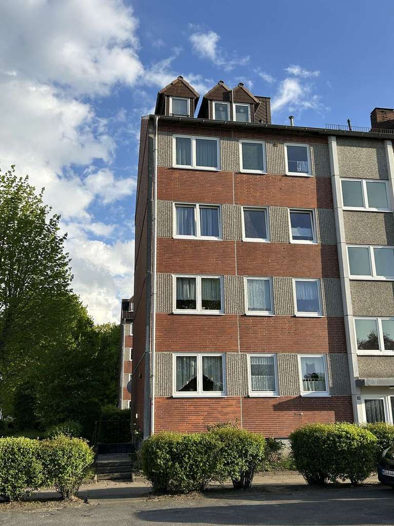 Immobilie in Heide - Großzügige moderne 3-Zimmer-Wohnung mit Balkon - Bild 1