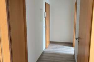 Wohnen im Zentrum, 1. OG - neuer Bodenbelag, frisch gestrichen – Kleistraße 43, 38440 Stadtmitte (Ortsteil), Wolfsburg – Vorschaubild 9