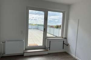 Bismarckstr. 90, Helle, renovierte 3-Zimmer Wohnung mit Dachterrasse und Balkon in Remscheid – Bismarckstraße 90, 42859 Zentralpunkt, Remscheid – Vorschaubild 4