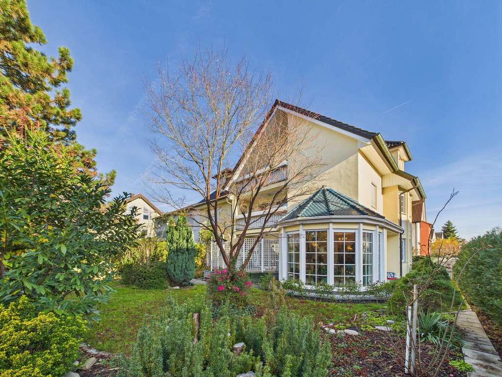 SITULI: Top ausgestattetes Mehrfamilienhaus - perfekt als Mehrgenerationenhaus