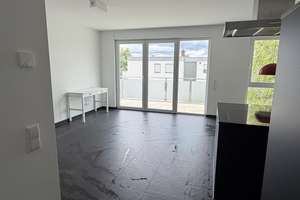 Ruhiges Wohnen im Grünen mit guter Anbindung: 2-Zimmer-Wohnung in Stuttgart-Zuffenhausen – Rappenberg 55, 70435 Zuffenhausen-Mönchsberg, Stuttgart – Vorschaubild 2