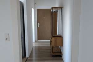 2 ZW WOHNUNG DG WANNENBAD EBK ALLE ZIMMER TAGESLICHT NÄHE UNIKLINIK ROSSMANN EIFLER REWE BUSSE/BAHN – GÜNTHERSTR 21, 60528 Niederrad, Frankfurt am Main – Vorschaubild 6