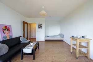 Helle teilmöbilierte 1-Zimmer-Wohnung mit großem Balkon – An der Bauerwiese 13, 30459 Ricklingen (Ortsteil), Hannover – Vorschaubild 5