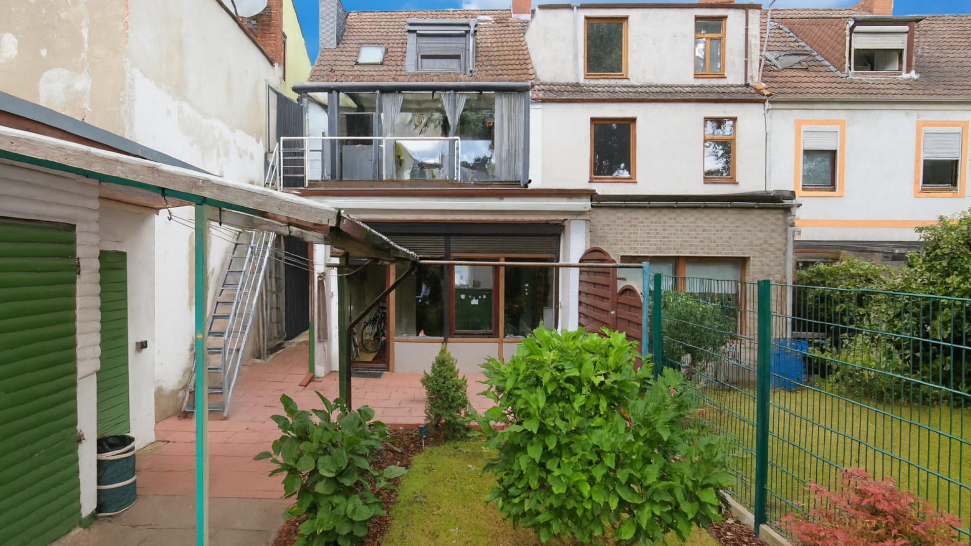 Zweifamilienhaus mit Garten & Entwicklungspotenzial – Raum für eigene Ideen, Bremen – Bild 2