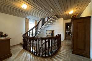 Exklusives Landhaus mit Einliegerwohnung, Gewerbefläche und weitläufigem Grundstück – Die vollständige Adresse der Immobilie erhältst du vom Anbieter., 84546 Egglkofen – Vorschaubild 25