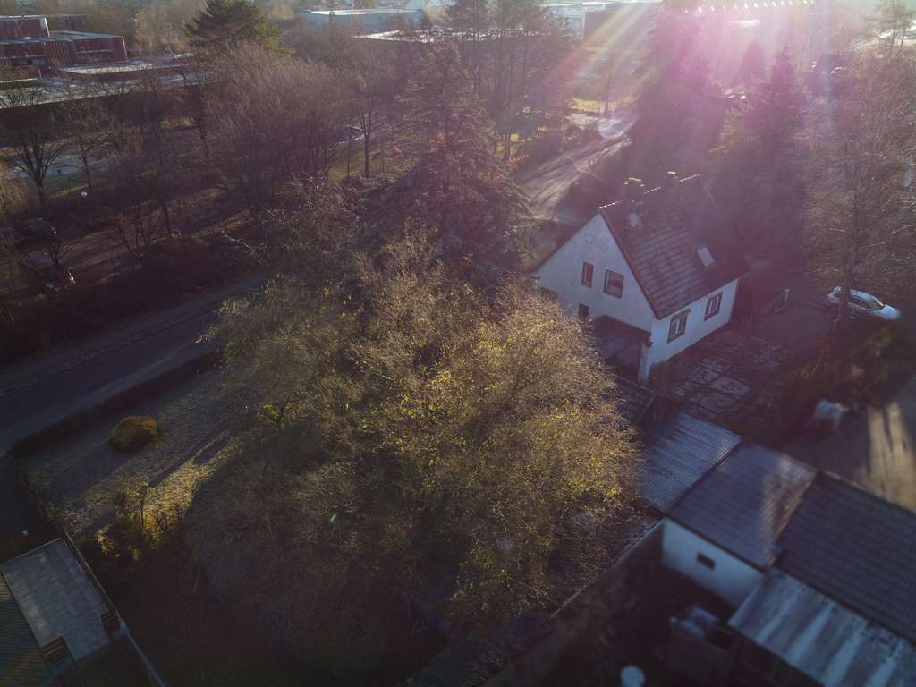 Immobilie in Königslutter am Elm - Sanierungsbedürftiges Haus mit großem Grundstück in Königslutter - Bild 2