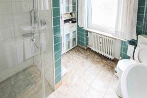 Zweifamilienhaus mit ausgebautem Dachgeschoss, aktuellen Heizungen und Dämmung - nahe Freibad – Die vollständige Adresse der Immobilie erhältst du vom Anbieter., 32120 Hiddenhausen – Vorschaubild 10