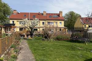 Großzügiges 7-Zimmer Haus mit Garten in Alt-Hohenschönhausen (Hohenschönhausen) – Die vollständige Adresse der Immobilie erhältst du vom Anbieter., 13053 Alt-Hohenschönhausen, Berlin – Vorschaubild 32
