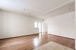 Freie Wohnung!  Balkon, Fußbodenheizung, Stellplatz, Sanierung 2013 – Die vollständige Adresse der Immobilie erhältst du vom Anbieter., 4249 Großzschocher, Leipzig – Vorschaubild 5