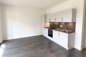Neuwertige, lichtdurchflutete 2-Zimmer Wohnung mit großzügiger Terrasse + EBK – Leyenhaus 24, 51491 Overath – Vorschaubild 3
