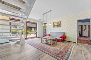 Großzügiges Wohnhaus in Worpswede mit flexibler Nutzung und 3 Garagen – Die vollständige Adresse der Immobilie erhältst du vom Anbieter., 27726 Worpswede – Vorschaubild 2