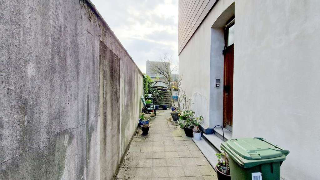 Immobilie in Oberhausen - Altbaucharme trifft Potenzial – Dreifamilienhaus in ruhiger Toplage - Bild 3