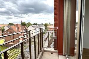 KFW55, exklusive Eigentumswohnung mit Loggia und kleiner Dachterrasse, Fernwärme und Tiefgarage
