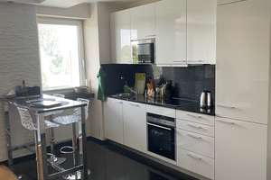 Luxuriöse möblierte 3-Zimmer Wohnung mit Garage und 2 Balkonen in Düsseldorf-Gerresheim – Josef-Neuberger-Straße 31, 40625 Gerresheim, Düsseldorf – Vorschaubild 9