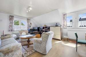 Gepflegtes Einfamilienhaus mit Einliegerwohnung. – Friesland (Kreis) – Vorschaubild 10
