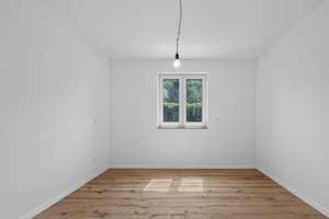 Viel Raum für die Familie – modern wohnen mit Balkon – Die vollständige Adresse der Immobilie erhältst du vom Anbieter., 76228 Wolfartsweier, Karlsruhe – Vorschaubild 7