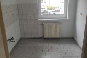 Helle 3 Zimmer Wohnung mit Balkon im Erdgeschoss – Christian-Willmer-Straße 10, 38226 Lebenstedt, Salzgitter – Vorschaubild 3
