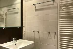Voll ausgestattetes Apartment zum Wohlfühlen, Citynah – Haunstetter Str. 25, 86161 Bahnhofs-, Bismarckviertel, Augsburg – Vorschaubild 9