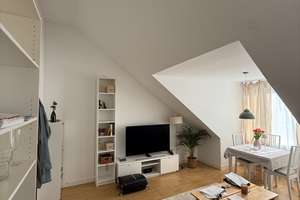 Möblierte 2-Zimmer-Dachgeschosswohnung in München-Schwabing – befristete Untervermietung – Karl-Theodor-Straße 72, 80803 Am Luitpoldpark, München – Vorschaubild 7