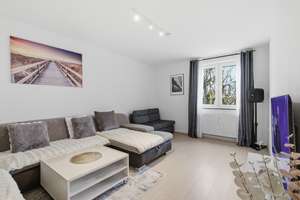 Sofort bezugsfertige 2-Zimmer-Wohnung mit sonnigem Balkon – Die vollständige Adresse der Immobilie erhältst du vom Anbieter., 51103 Kalk (Ortsteil), Köln – Vorschaubild 2