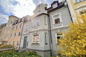 AIGNER - Charmantes, denkmalgeschütztes Dreiparteienhaus in Bestlage Milbertshofen – Die vollständige Adresse der Immobilie erhältst du vom Anbieter., 80807 Milbertshofen, München – Vorschaubild 3