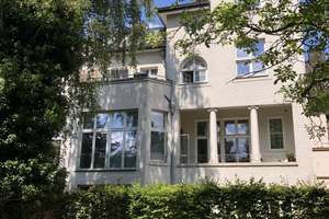 Wunderschön sanierte 2-Zimmer-EG-Wohnung in Denkmalimmobilie mit Garten und Stellplatz – Hugo-Preuß-Straße 34, 41236 Rheydt, Mönchengladbach – Vorschaubild 2