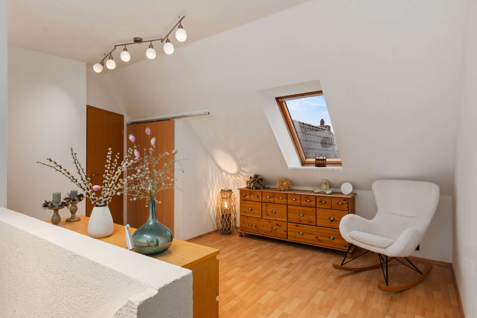 Immobilie in Bassum - Bassum | Stilvoll saniertes Wohnhaus mit Charakter und Kamin. Viel Platz zum Ankommen und Wohlfühlen - Bild 9