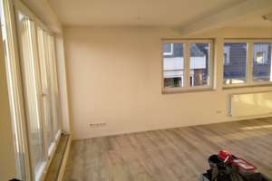 Schöne, helle Maisonette-Singelwohnung, sehr zentral und trotzdem ruhig – Große Telegraphenstraße 22, 50676 Altstadt/Süd, Köln – Vorschaubild 3