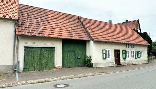 Bild von Charmantes Bauernhaus mit Garage, Stallgebäude und Scheune