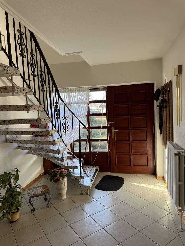 Immobilie in Nordstrand - Zuhause mit Potenzial – Charmantes Einfamilienhaus auf großzügigem Grundstück auf Nordstrand - Bild 4