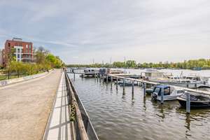 Stilvolles Townhouse nahe Uferpromenade mit Dachterrassen und durchdachtem Grundriss – Die vollständige Adresse der Immobilie erhältst du vom Anbieter., 10317 Rummelsburg, Berlin – Vorschaubild 56