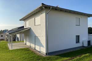 Wohnen mit Charakter: Großzügiges Haus in Windorf – Herrnwald 20, 94575 Windorf – Vorschaubild 5