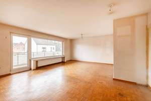 Für Kapitalanleger & Selbstnutzer (unvermietet): Balkon & Garage