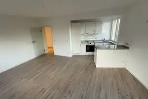 Exklusive kernsanierte 3-Zimmer-Wohnung mit hochwertiger Ausstattung und Parkblick – Düsseldorfer Straße 76, 47051 Duisburg – Vorschaubild 9