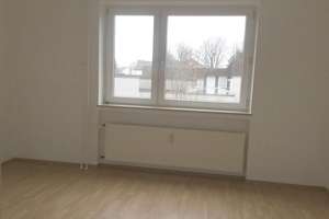 Großräumige 3-Zimmer-Wohnung mit Balkon! – Freisenbruchstr. 23, 45279 Freisenbruch, Essen – Vorschaubild 6