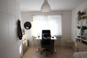 Gepflegte, ruhige 2-Zimmer-Wohnung mit Balkon und EBK in Saarbrücken-Rotenbühl – Die vollständige Adresse der Immobilie erhältst du vom Anbieter., 66123 St. Johann, Saarbrücken – Vorschaubild 8