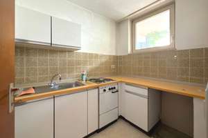 1- Zimmer-Wohnung mit Balkon und PKW-Stellplatz in sehr guter Freiburger Lage – 79098 Altstadt-Mitte, Freiburg im Breisgau – Vorschaubild 4