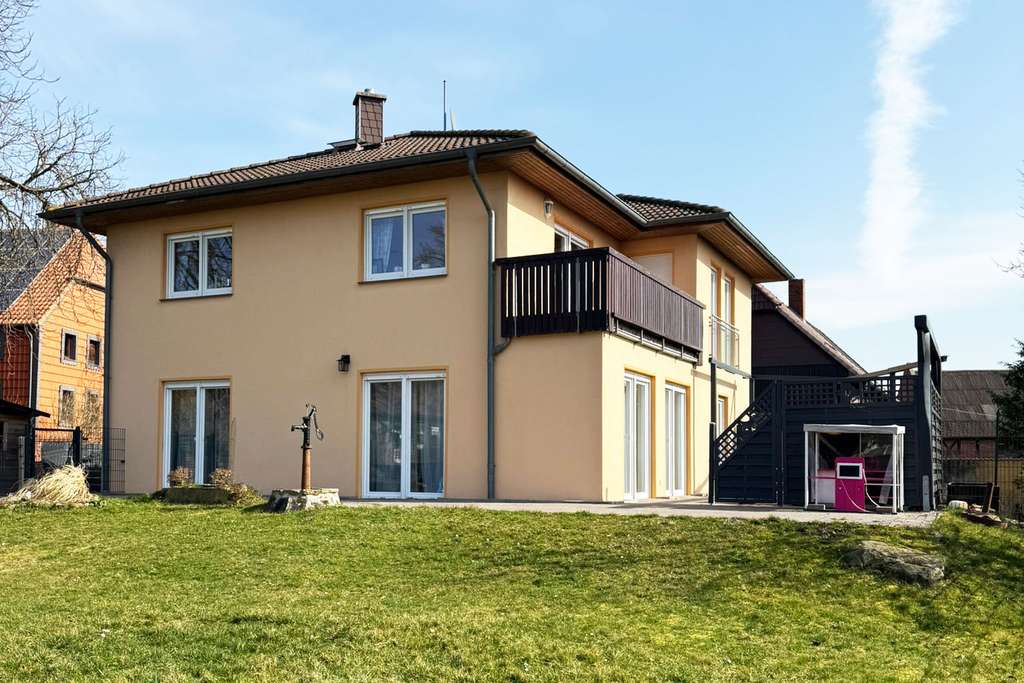 Immobilie in Groß Twülpstedt - Moderne Stadtvilla mit großem Garten und Carport in Groß Twülpstedt – provisionsfrei vom Eigentümer - Bild 0