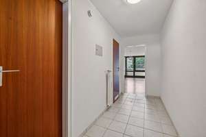 Provisionsfrei – Modernisiertes Apartment mit Südbalkon in ruhiger Innenhoflage – Die vollständige Adresse der Immobilie erhältst du vom Anbieter., 81371 Sendlinger Feld, München – Vorschaubild 2