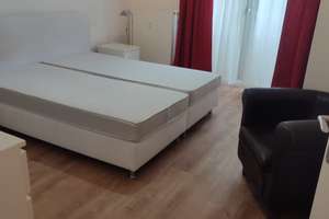 Möblierte 2,5-Zimmer-Wohnung (67 m²) ab sofort zu vermieten – Wüllenweberweg 1, 12203 Lichterfelde, Berlin – Vorschaubild 12