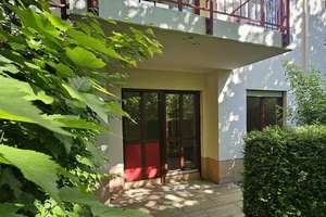 *** helle, freundliche 4 Zimmer - Wohnung mit Terrasse und Blick ins Grüne ***