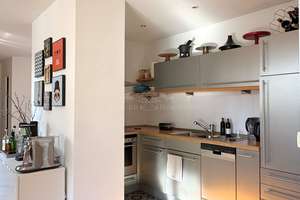 Helle, komplett möblierte 2-Zimmer-Dachgeschosswohnung am St.-Anna-Platz – Die vollständige Adresse der Immobilie erhältst du vom Anbieter., 80538 Lehel, München – Vorschaubild 7