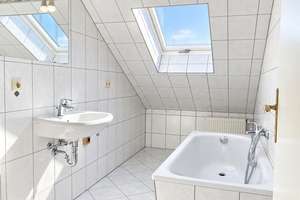 Einladendes Dachgeschoss mit Charme – Stilvoll wohnen im Altbauambiente - Provisionsfrei! – 4315 Neustadt-Neuschönefeld, Leipzig – Vorschaubild 10