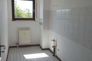 Attraktive 2-Zi.-ETW mit Panorama-Balkon und TG-Stellplatz – Die vollständige Adresse der Immobilie erhältst du vom Anbieter., 76149 Neureut, Karlsruhe – Vorschaubild 8