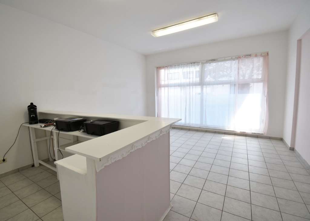 Immobilie in Sinzig - Nutzungsänderung in Wohnraum möglich - Erdgeschosswohnung in 7-Parteienhaus in Sinzig - Bild 2