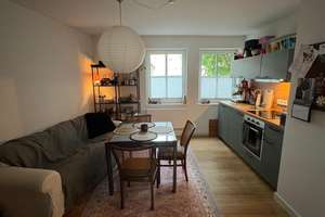 --- Neue 2.5 ZIMMER IM HERZEN KASSELS AB SOFORT ZU VERMIETEN--