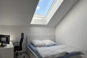 Elegante 4 Zimmer Wohnung inklusive Einbauküche und Dachterasse – Ludenbergerstraße 15, 40629 Düsseldorf – Vorschaubild 11